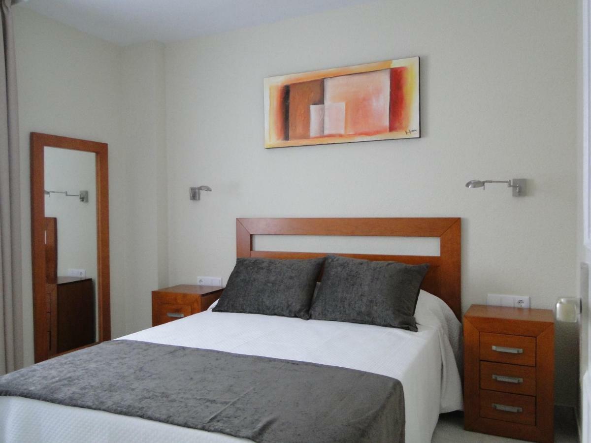 Apartamentos Mar Y Golf 滨海罗克塔斯 外观 照片